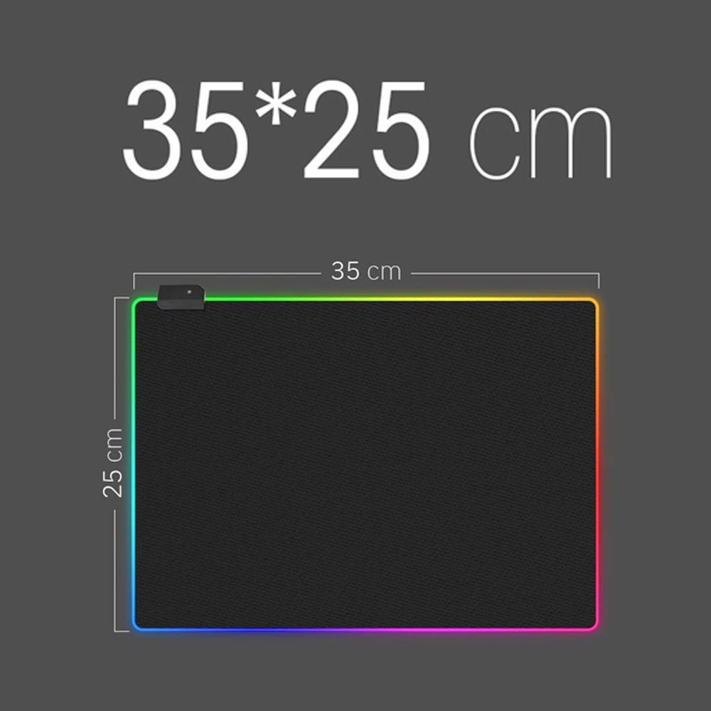 RGB Gaming Mauspad – Großes LED Deskpad mit 8 Lichtmodi, wasserabweisender Oberfläche & rutschfester Gummibasis | Gaming Mousepad für PC & Laptop