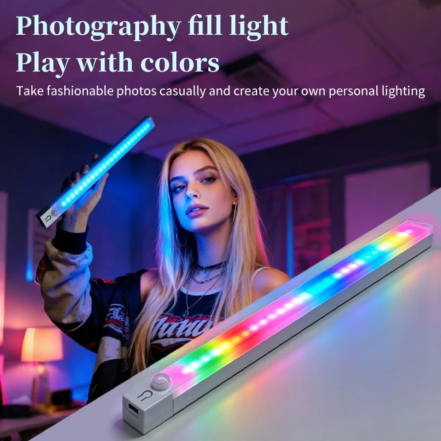RGB LED Light Bar mit 150° Bewegungssensor – Kabellose Magnetleuchte mit 5 Lichtmodi, Akku & USB-C | Gaming-, Schrank- & Ambientebeleuchtung